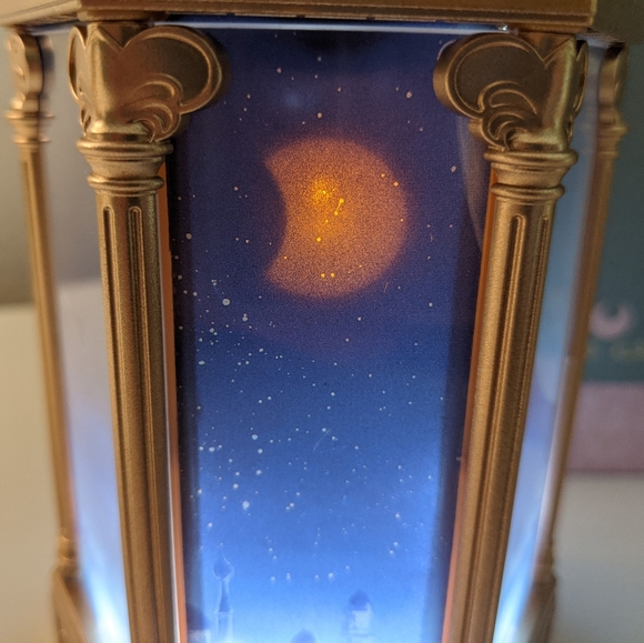 Bandai PROPLICA Sailor Moon Tuxedo Mirage Memorial Ornament Music Box Replica - Picture 7 of 12